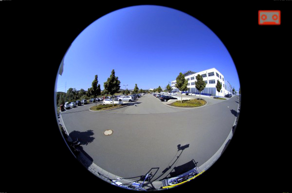 Caméra hémisphérique 180°
